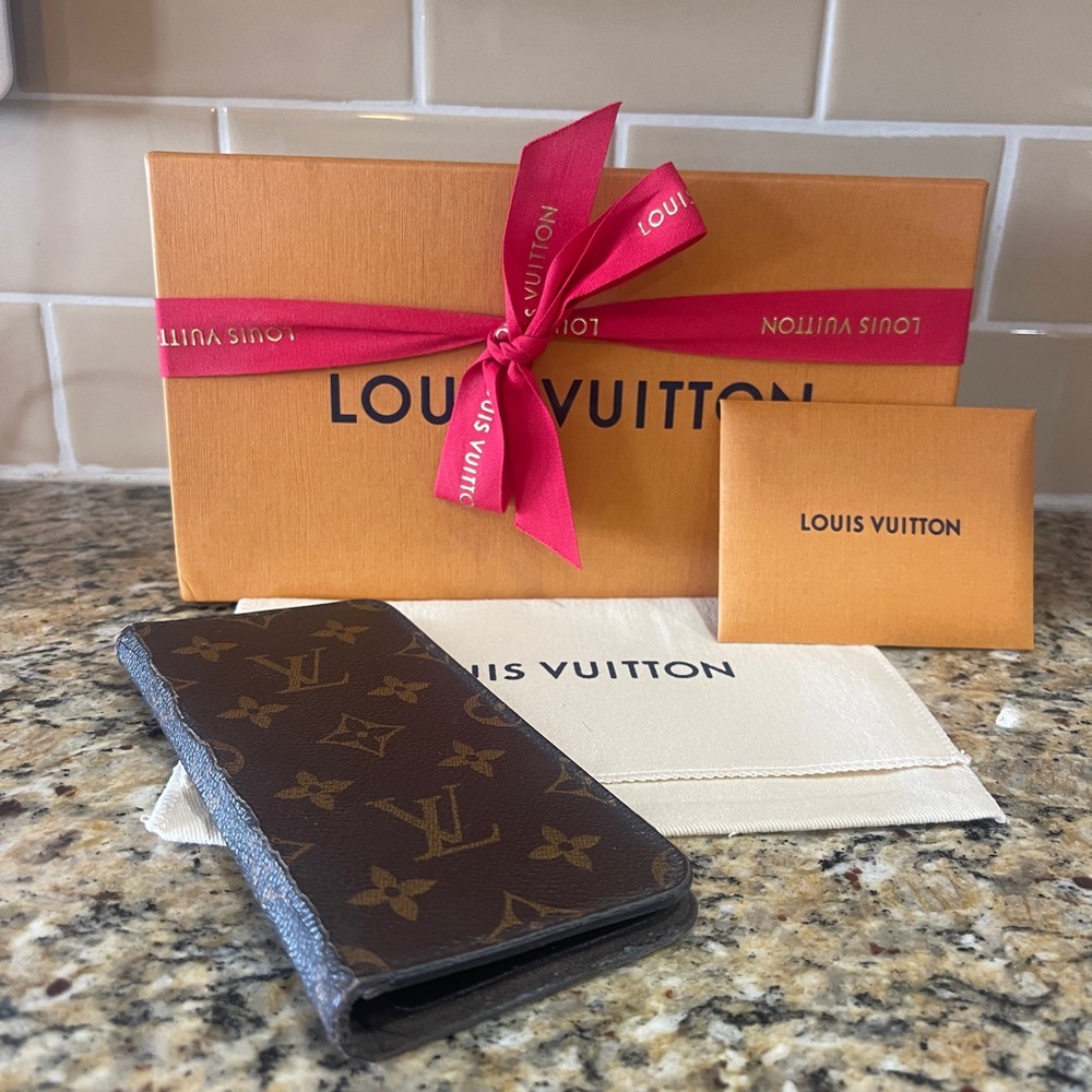 Louis Vuitton 7/8 Plus Folio MNG